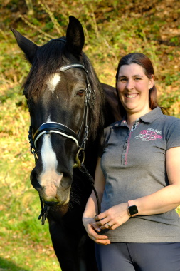 Simone Hueter mit Brujo